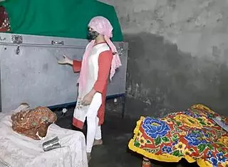 Oh man, stepbrother is totally banging his beautiful stepsister in this quick Hindi fuck session with monster cock action.