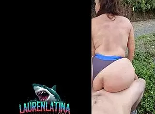Madura venezolana pays Uber with condomless sex in public Medellin Colombia. She bends over doggystyle for the driver.
