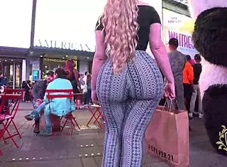 Oh man, that fat ass is just begging for attention right now
