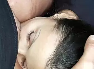 黑发妹森林舔我骚逼到喷！女同户外激舔