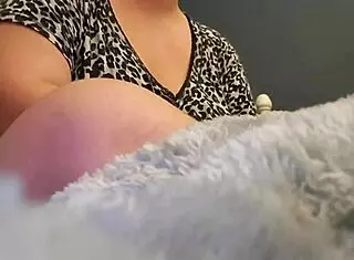 What a wild surprise with this fat bbw and her dildo!