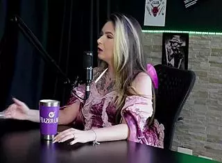 raphaela savanah tries anal for the first time facing forward and craves menage while masturbating in uber during halloween