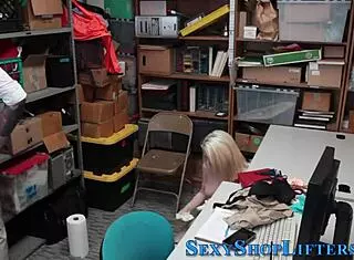 Real teen 18+ takes that facial cumshot after intense handjob action!