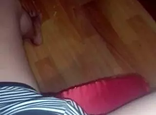 oh wow, the skinny girl closed the door in the room and caresses her pussy in short shorts until orgasm - girls fly orgasm