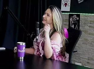 raphaela savanah tries anal for the first time facing forward and craves menage while masturbating in uber during halloween