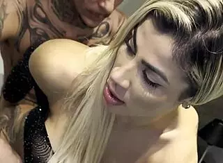 I felt every thrill in those 50 Kama Sutra positions with intense pussy fisting and squirting orgasms from muscular bodybuilder action.