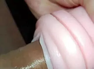 kissy me entrega su vagina y me hace una mamada