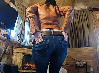 This beautiful milf and housewife has a hungry pussy in her solo session with dirty talk and ass worship