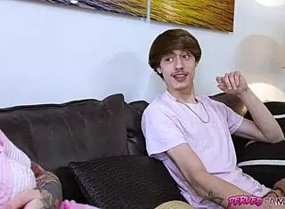 Pervedfamily Com - Wow Stepbro Shows Huge Cock To Stepsis In Sexy Encounter