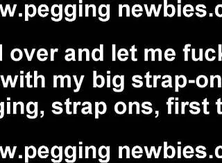 假鸡巴捅你紧屁眼捅到尖叫双性恋女主调教