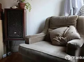 Yanks cutie Jay Elle enjoys sensual solo session with vibrator and hairy details