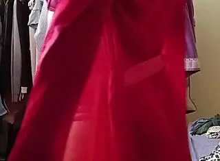 Hey, check out me modeling my new red lingerie with sexy shemale vibes 😘