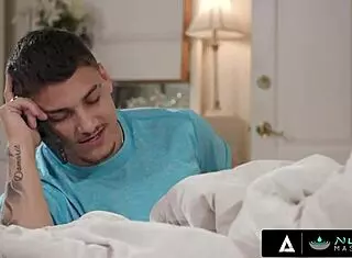 性感油滑按摩师努鲁磨逼深插狂干