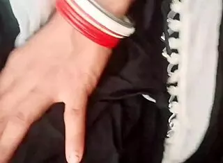 Friends wife gets Indian village marriage anniversary gift after pussy playing with big clit 😏