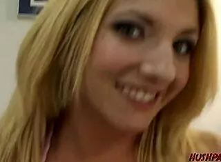 寂寞熟女Vivian发现新工作机会