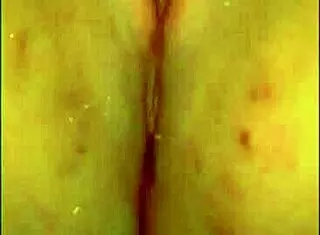 uh, i'm this amateur milf just playin' with myself til i cum... oh yeah