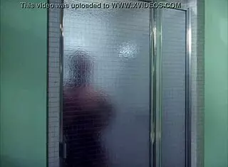 hey, why is this sexy ebony girl showering in hd like in kolchak the night stalker?