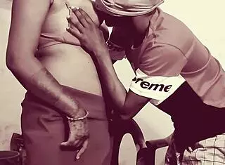 辣印度老师教饥渴学生爱经姿势