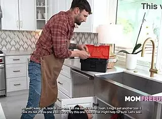 i feel so naughty as thick housewife lexi nicole getting pipe service on my knees