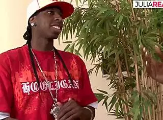 she wants to sell him an apartment but he just fucks her hard with huge cum in extreme moaning