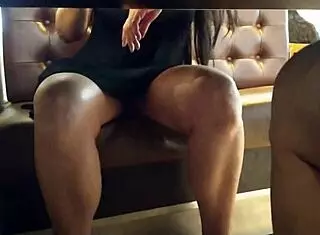 Minha Namorada Perdeu Aposta E SE MASTURBOU Dentro Do Restaurante Depois Ficou Pelada Na Rua