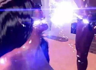 白妞狂野群趴被黑人大屌猛干