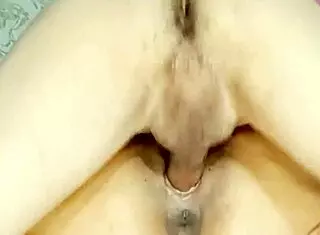 性感熟女家翘臀后入内射满屄