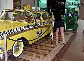 Minha Namorada Perdeu Aposta E SE MASTURBOU Dentro Do Restaurante Depois Ficou Pelada Na Rua