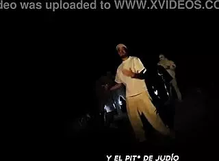 chicos se follan la industria musical