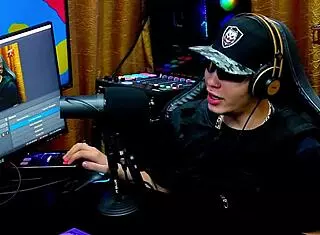 Geisy dk shares how amazing it felt giving her ass to big bambu in that wild interview. This hot Brazilian girlfriend toys close up outdoors with dirty talk.