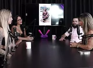 Jogo Do Tinder Quem Ela Deu Match with Juli Figueir� and Felipe Larrossa in Sheer Red Lingerie