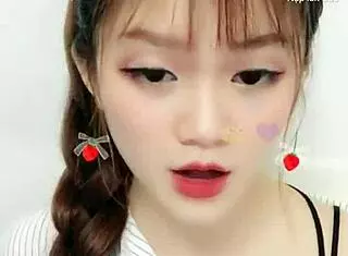 Cute Sexy Korean Girl Livestreams On Uplive