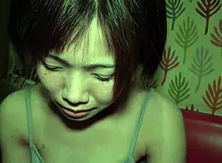 亚洲骚妹10027准备开干？