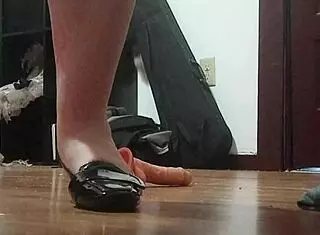 I, uh, love crushing that cock with my high heels in this fetish solo...