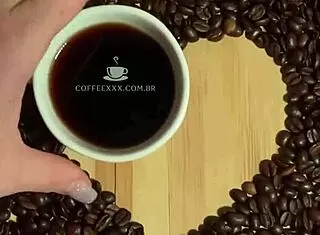 asiática gostosa flagrada em momento na rua com big ass latina lina nakamura e john coffee