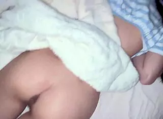 继妹湿内裤滴汁紧屄饥渴哥来解