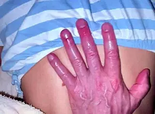 继妹湿内裤滴汁紧屄饥渴哥来解