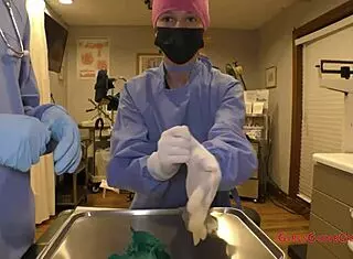 Nurse Stacy Shepard Tests Glove Sizes and Types for Best Fit at Girlsgonegyno