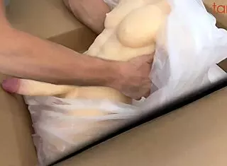 i got this courier to join me and my new tantaly doll for some wild double penetration fun 😈