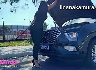 asiática gostosa flagrada em momento na rua com big ass latina lina nakamura e john coffee