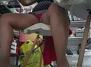 mi cu�ada mientras hace su tarea in homemade voyeur style