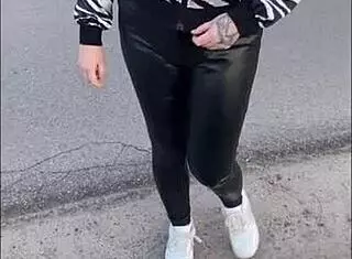 Hot teen with huge natural tits completes tinder date day 1 😍