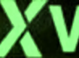 She shows off her natural tits and squirting culazo in a hot display.