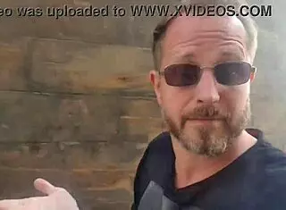 Tourist spots pornstar dominno on street and invites her to hotel for quick action