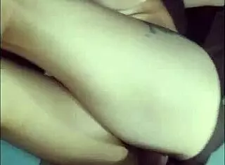 Eso HERMANASTRA TÓCAME las bolas porque eso me prende. No me resisto para FOLLAR contigo in amateur creampie roleplay.