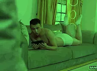 安娜克莱尔克劳兹骑巨屌传教女上狗爬俏脸海量精