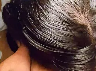 Hermosa latina bbw con grandes tetas naturales follada misionero y doggystyle por la enorme verga bbc de su hermanastro hasta orgasmo con creampie