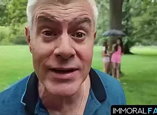 丹大奶黑发女口交后入内射业余群P高潮深情