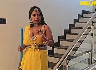 Desi Makan Malkin Seduces Naughty Teen 18+ Servant For Hardcore Sex With Pussy Licking And Wet Tight Pussy Fucking