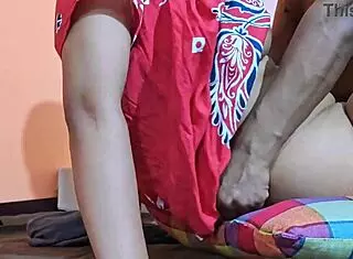 Hey, watch this shy married woman hook up with the food delivery guy in a quickie